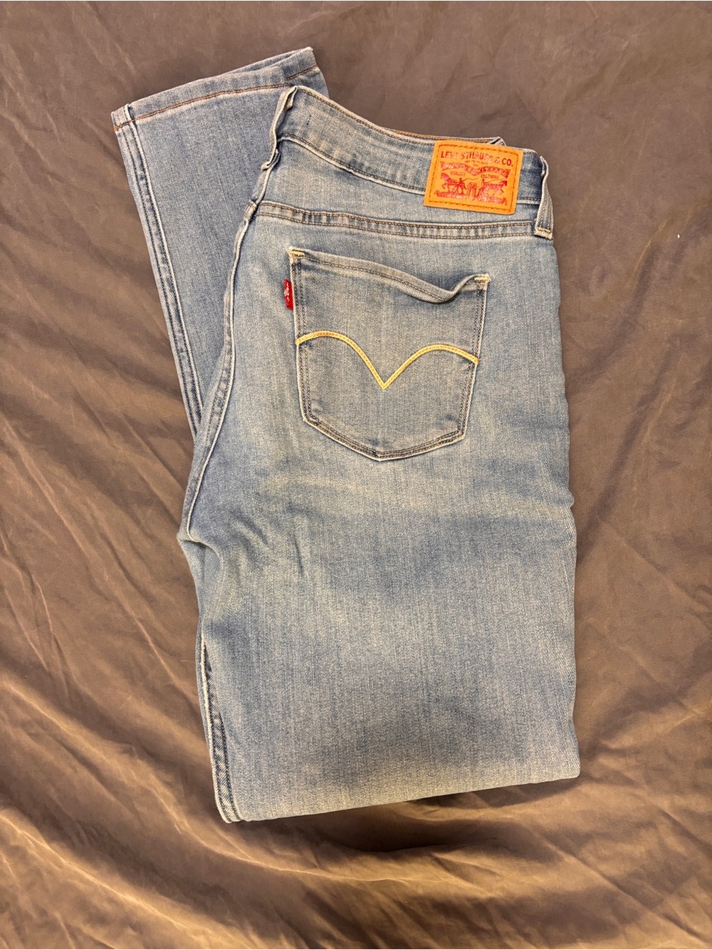 Levi's Women's Light Wash 535 super Skinny Leg Jeans